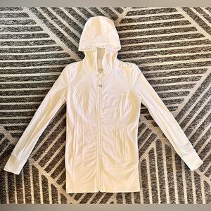 LULULEMON Size 6 White Hooded Define Jacket